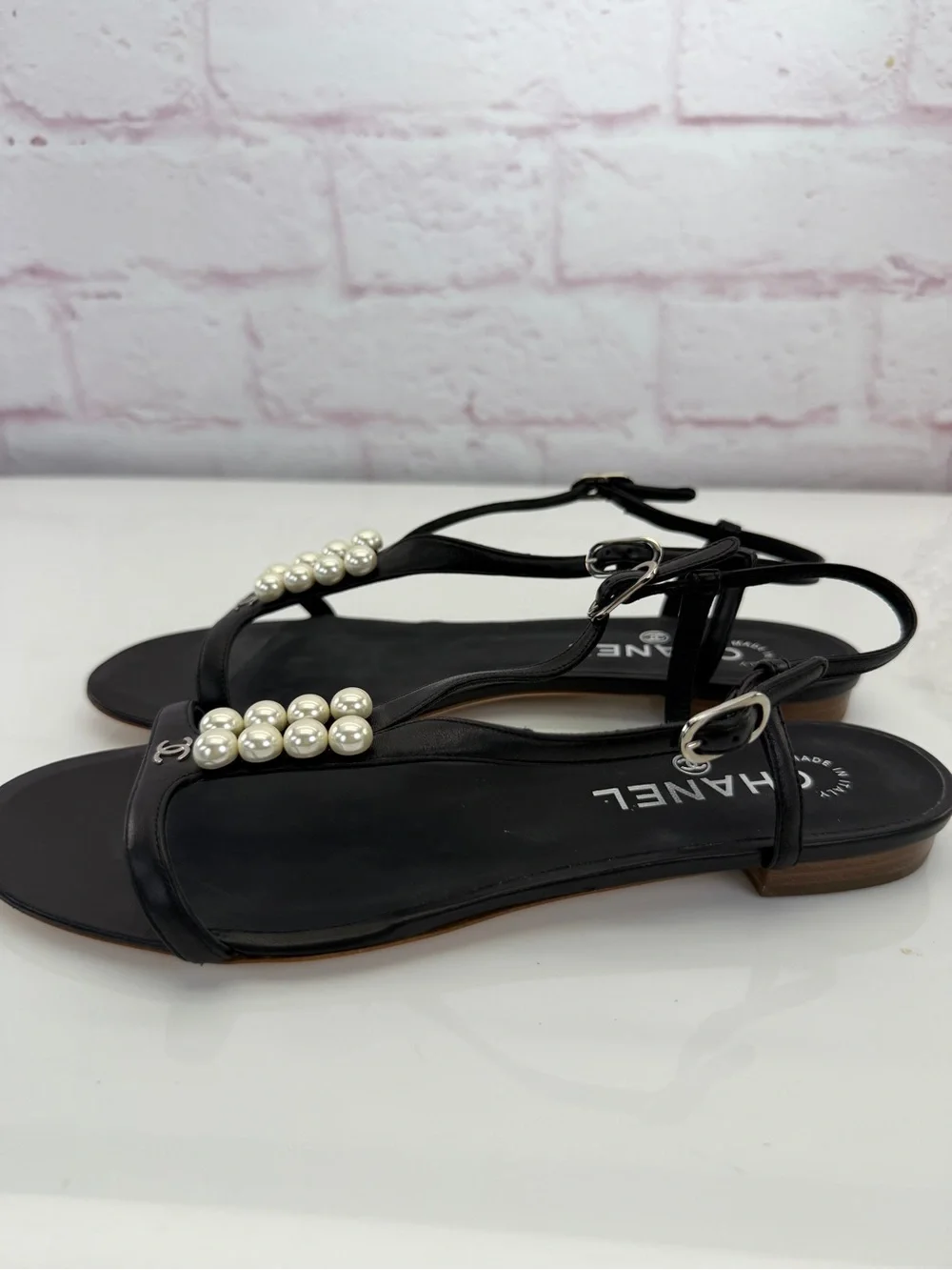 CHANEL Black Leather Pearl-Embellished T-Strap Sandals 38.5